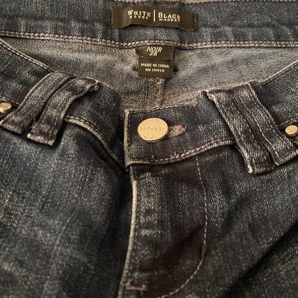WHBM Noir jeans, Boot Cut, Boot Leg, 2R - Picture 2 of 6